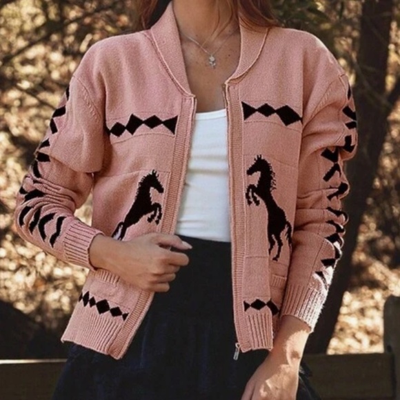 Cozy Western Horse Print Zip up Loose Fit Cardigan - Picture 4 of 5